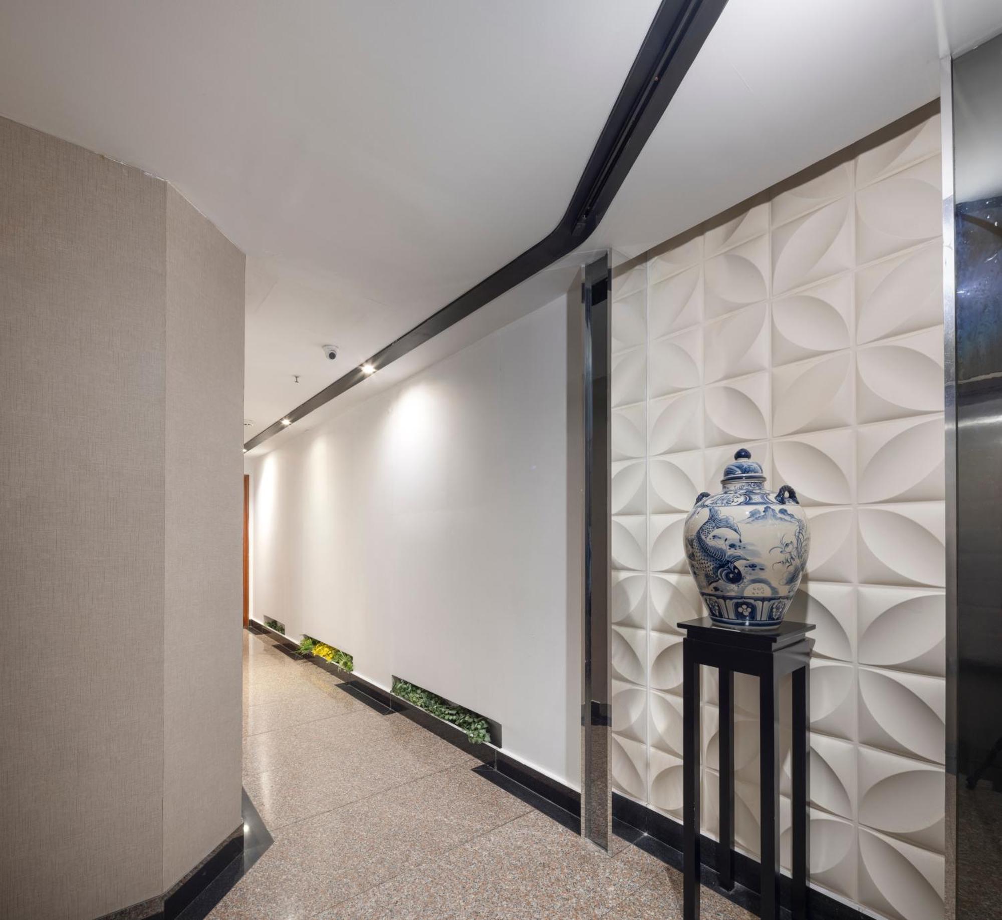 White Lotus Hotel Saigon Hô Chi Minh-Ville Extérieur photo